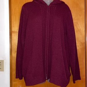 Plum knitted hoodie. Perfect for fall!